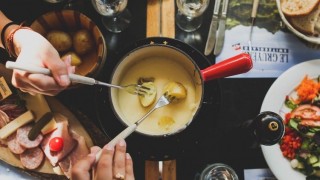 Ay ziii fondue - La Charla - DelSol 99.5 FM