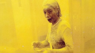 Dos fotos icónicas del 11S: “Dust Lady” y el hombre del maletín, por Stan Honda - Leo Barizzoni - DelSol 99.5 FM