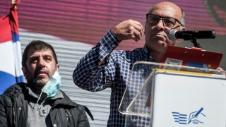 El paro “sentate ahí que vengo yo”, de Abdala león y Pereira perro viejo - Columna de Darwin - DelSol 99.5 FM