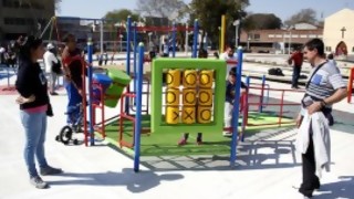 Si ocupamos todos los jueguitos de las plazas de Montevideo con niños, ¿cuantos niños nos quedan sin jugar? - Sobremesa - DelSol 99.5 FM