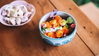 ¿Qué porcentaje de personas que ofrecen chicles o pastillas son por el mal aliento? - Sobremesa - DelSol 99.5 FM