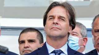 El entusiasmo patriótico hiperactivo de Lacalle Grou no se cuestiona, pero es indiscutiblemente gracioso - Columna de Darwin - DelSol 99.5 FM