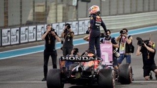 El algoritmo de la Champions y el coche escuela de la F1 - Darwin - Columna Deportiva - DelSol 99.5 FM