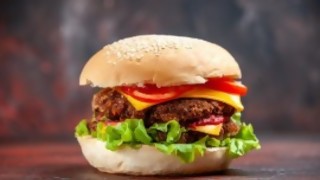 La hamburguesa sigue conquistando territorios - La Charla - DelSol 99.5 FM