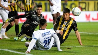 Peñarol se hace daño solo  - Darwin - Columna Deportiva - DelSol 99.5 FM
