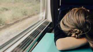 “Burn out” o agotamiento parental: una encuesta de autoayuda, un termómetro en un volcán - Informes - DelSol 99.5 FM