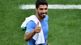 Discusión de contrato social y deportivo para Luis Suárez en Uruguay/ Salinas revolea el estetoscopio - Columna de Darwin - DelSol 99.5 FM
