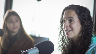 La científica de biblioteca que estudia la falta de mujeres en tecnología e ingeniería - Entrevistas - DelSol 99.5 FM