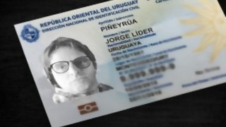 Cuando te sacan la foto para la cédula, ¿deberían darte dos chances de foto? - Sobremesa - DelSol 99.5 FM