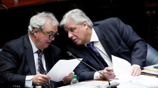 La clase política se autopercibe lejos del narcotráfico - Informes - DelSol 99.5 FM