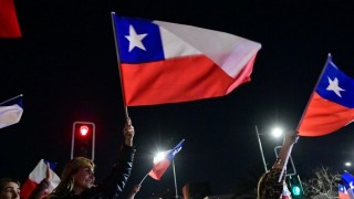 Análisis del rechazo a la nueva constitución en Chile - Colaboradores del Exterior - DelSol 99.5 FM