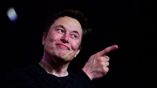 Elon Musk es el nuevo jefe tuitero - Victoria Gadea - DelSol 99.5 FM
