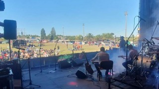 La gente de bien, la gente del interior del país - La Charla - DelSol 99.5 FM