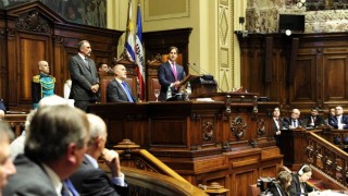 Repaso de highlights discursivos del CumpleLuis  - Columna de Darwin - DelSol 99.5 FM