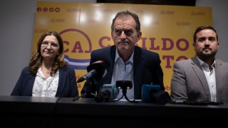 Cabildante con cabeza europea: antisistémicos eran los de antes/ El fiscal Gómez tuvo razón a posteriori - Columna de Darwin - DelSol 99.5 FM