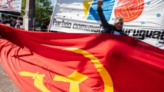 Dogma y sentimiento: el PCU respalda al PIT-CNT/ Domenech y la moda del gobierno de oposición - Columna de Darwin - DelSol 99.5 FM
