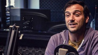 Facundo Ponce de León: “En televisión debemos trabajar en que lo interesante sea entretenido” - Charlemos de vos - DelSol 99.5 FM