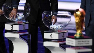 Darwin, Ranchero y el Profe Geyerabide comentaron en vivo (verdad) el sorteo del Mundial - Darwin - Columna Deportiva - DelSol 99.5 FM