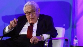 Kissinger, ¿murió un estadista o un criminal de guerra? - Audios - DelSol 99.5 FM