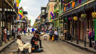 Nueva Orleans: El festival es la calle - Tasa de embarque - DelSol 99.5 FM
