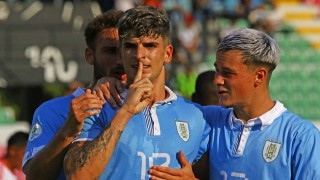 “Con un planteo ofensivo Uruguay gana por su buen desempeño defensivo ” - Comentarios - DelSol 99.5 FM