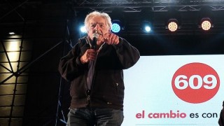 Mujica en modo campaña no agresiva - Audios - DelSol 99.5 FM