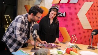 Con Lucía Soria se pica todo, parte 1  - De pinche a cocinero - DelSol 99.5 FM