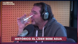 El Líder quiere empezar a tomar agua  - La Charla - DelSol 99.5 FM