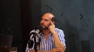 “A veces pensamos la vida en llegar a determinados lugares y nos perdemos el camino” - Entrevista central - DelSol 99.5 FM