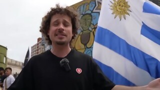 Luisito Comunica y Speed, los youtubers que alborotaron Uruguay   - La Balmesa - DelSol 99.5 FM