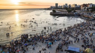 Las playas montevideanas, ¿una cagada? - Arranque - DelSol 99.5 FM