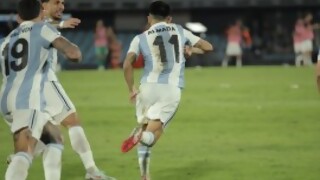 ❝Uruguay perdió con Argentina porque no aprovechó su mejor momento y el rival sí❞ - Comentarios - DelSol 99.5 FM