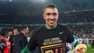 ¿Muslera carbonero? - Informes - DelSol 99.5 FM