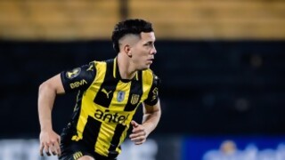 ❝Peñarol ganó con sufrimiento y le mete presión a Nacional❞ - Comentarios - DelSol 99.5 FM