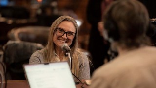  Martha y el Palacio, cuando el amor es más fuerte que el protocolo - Entrevistas - DelSol 99.5 FM