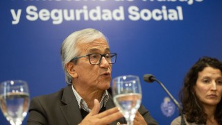 Darwin le pone atenuantes al informe del INE sobre el trabajo infantil y cómo lo presentó Castillo - Columna de Darwin - DelSol 99.5 FM