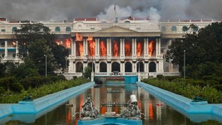 En Nepal apagaron las redes y se prendió fuego el país/ Cien metros llanos del titu lengue lengue - Columna de Darwin - DelSol 99.5 FM