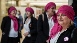 “En las mujeres de entre 35 y 50 años está aumentando la mortalidad del cáncer de mama” - Entrevistas - DelSol 99.5 FM