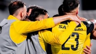 ❝Peñarol venció a Defensor y va por una copa que falta en sus vitrinas❞ - Comentarios - DelSol 99.5 FM