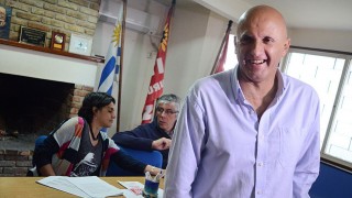 Se prendió fuego: la FUS expulsó al Fogata Bermúdez y Darwin descubrió su origen en Malvín, Progreland - Columna de Darwin - DelSol 99.5 FM