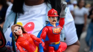 Los que salieron peor de la primera quincena de enero: Maduro, la UTE, Julio Iglesias y los 80.000 sin devolución del Fonasa - Darwin concentrado - DelSol 99.5 FM