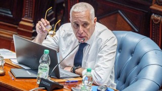 Negro y la libreta vencida, ¿perjudica su imagen? - Arranque - DelSol 99.5 FM