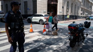 Jackpot de Negro: el no robo del siglo en Ciudad Vieja - Darwin concentrado - DelSol 99.5 FM