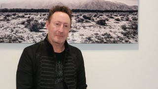 La visita del hijo de John Lennon a Uruguay, la fisura en la iglesia más antigua del país y otras como 10 noticias en un minuto. - Darwin concentrado - DelSol 99.5 FM