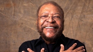 Alguien es feliz - Buen mediodía - DelSol 99.5 FM