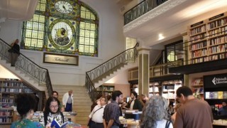 Feltrinelli, ¿editorial o librería? - Fernando Medina - DelSol 99.5 FM