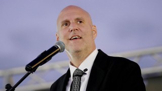 “No pretendemos que la gente se siga matando como moscas, sino que paguen” - Entrevistas - DelSol 99.5 FM