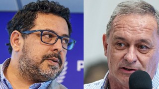 Gobierno y oposición tiran palazos a la piñata de la realidad y no logran tocarla - Columna de Darwin - DelSol 99.5 FM