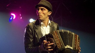 Tocás una nota en el bandoneón y atraviesa toda la ciudad - Hoy nos dice - DelSol 99.5 FM