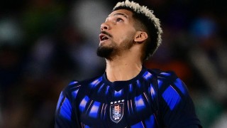 Darwin comentó la camiseta de alternativa de Uruguay: en la vida nos pusimos algo más argentino - Columna de Darwin - DelSol 99.5 FM